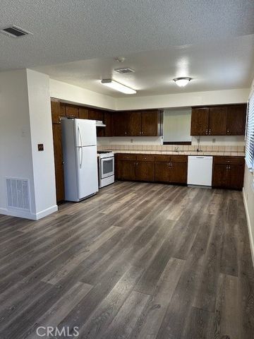 14952 Ritter, Victorville, CA 92394