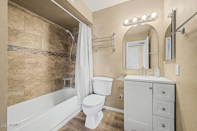 18234 N 56TH Lane, Glendale, AZ 85308