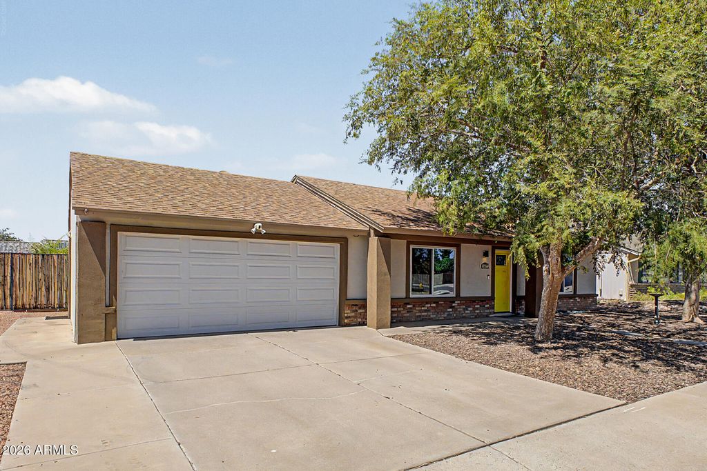 18234 N 56TH Lane, Glendale, AZ 85308 — photo 2