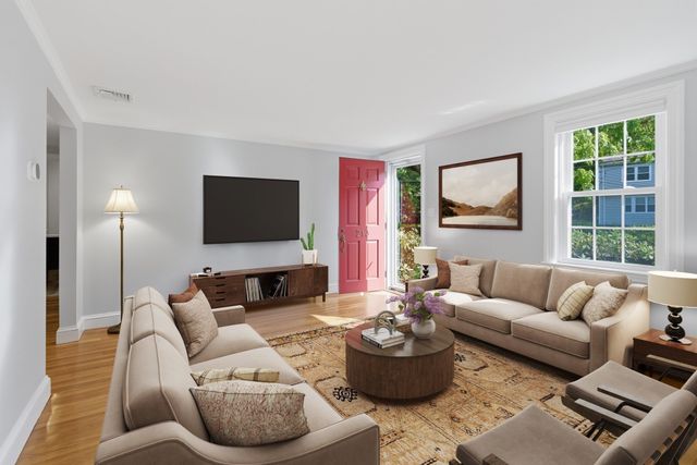 213 Hunnewell Street, Needham, MA 02494