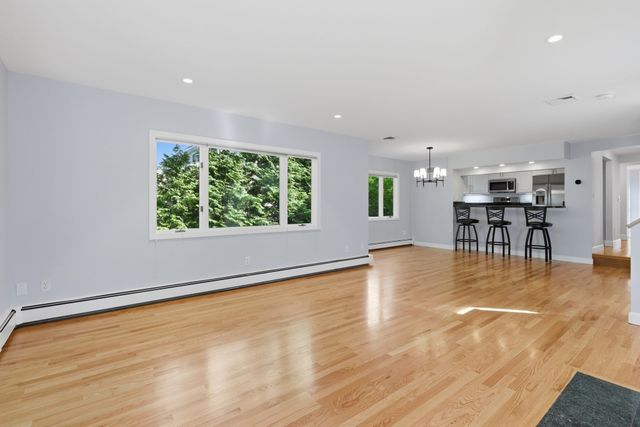 213 Hunnewell Street, Needham, MA 02494