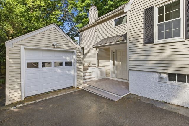 213 Hunnewell Street, Needham, MA 02494
