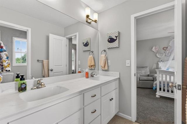 4401 NE Gateway Drive, Lee's Summit, MO 64064