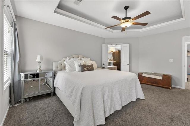 4401 NE Gateway Drive, Lee's Summit, MO 64064