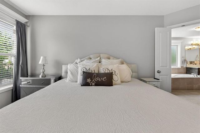 4401 NE Gateway Drive, Lee's Summit, MO 64064