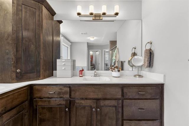 4401 NE Gateway Drive, Lee's Summit, MO 64064