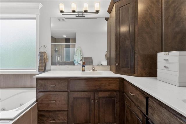 4401 NE Gateway Drive, Lee's Summit, MO 64064