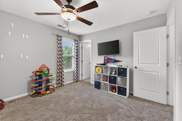 4401 NE Gateway Drive, Lee's Summit, MO 64064