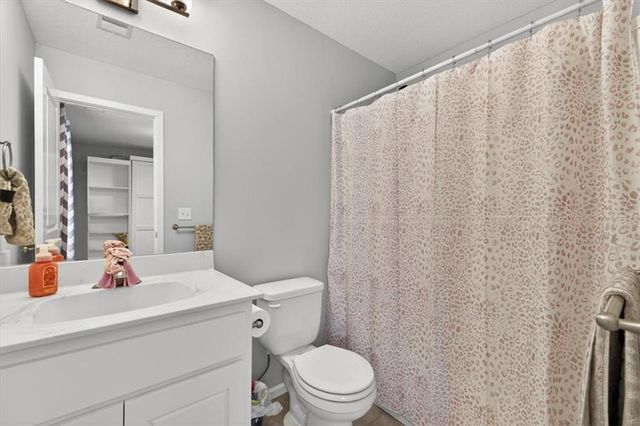 4401 NE Gateway Drive, Lee's Summit, MO 64064