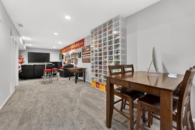 4401 NE Gateway Drive, Lee's Summit, MO 64064