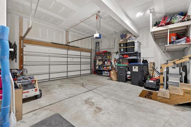 4401 NE Gateway Drive, Lee's Summit, MO 64064