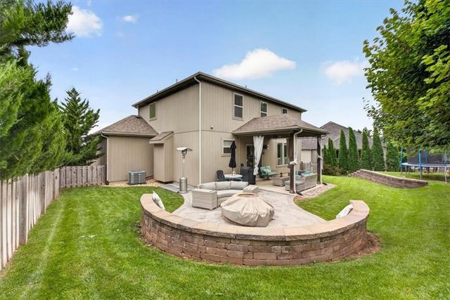 4401 NE Gateway Drive, Lee's Summit, MO 64064