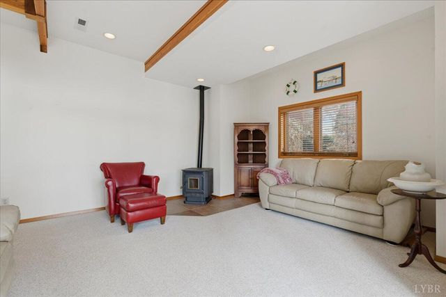 307 Meadow Point Drive, Moneta, VA 24121