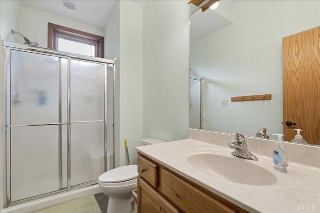 307 Meadow Point Drive, Moneta, VA 24121