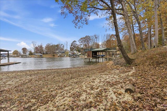 307 Meadow Point Drive, Moneta, VA 24121