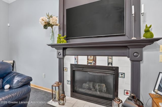 2586 Sanibel Hollow, Holt, MI 48842