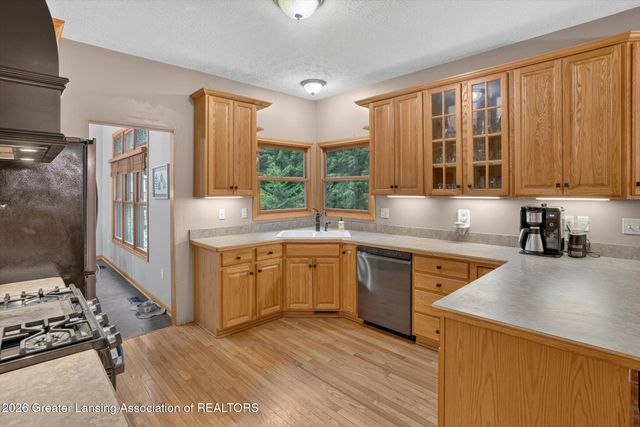 2586 Sanibel Hollow, Holt, MI 48842