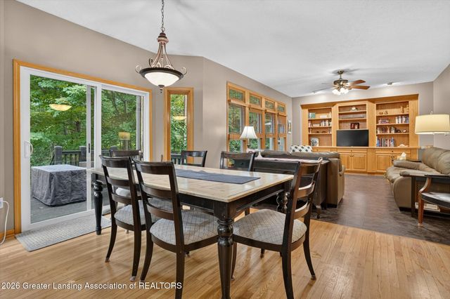 2586 Sanibel Hollow, Holt, MI 48842