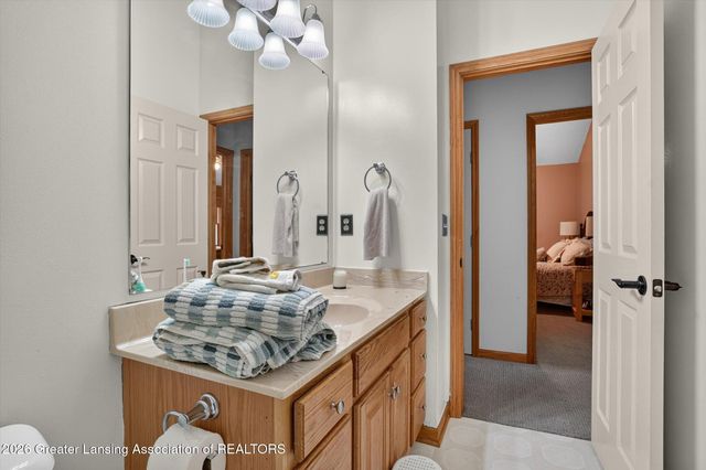 2586 Sanibel Hollow, Holt, MI 48842