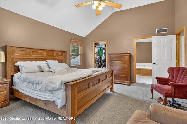 2586 Sanibel Hollow, Holt, MI 48842