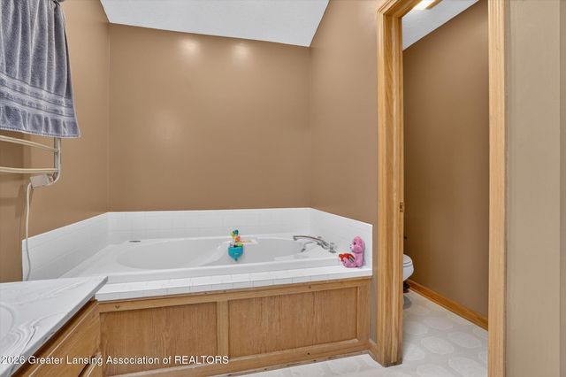 2586 Sanibel Hollow, Holt, MI 48842