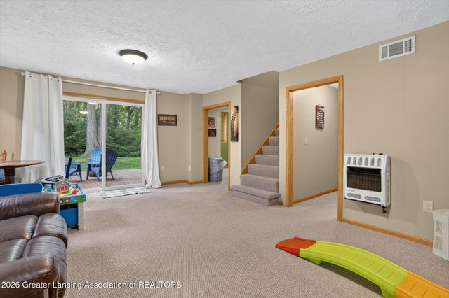2586 Sanibel Hollow, Holt, MI 48842