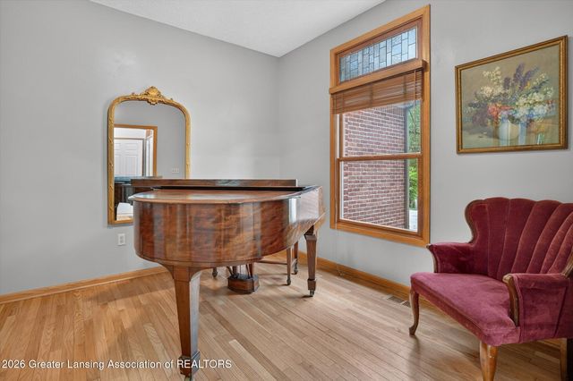 2586 Sanibel Hollow, Holt, MI 48842