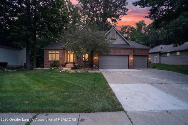 2586 Sanibel Hollow, Holt, MI 48842