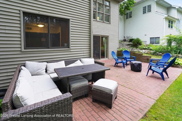 2586 Sanibel Hollow, Holt, MI 48842