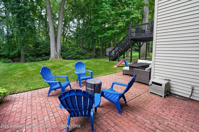 2586 Sanibel Hollow, Holt, MI 48842