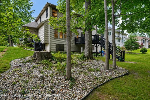 2586 Sanibel Hollow, Holt, MI 48842