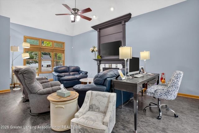 2586 Sanibel Hollow, Holt, MI 48842