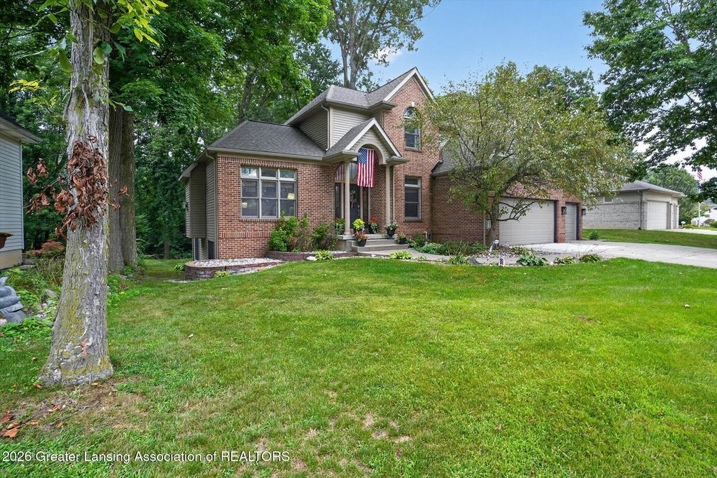 2586 Sanibel Hollow, Holt, MI 48842