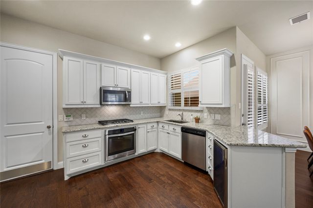 4161 Broadway Avenue, Flower Mound, TX 75028