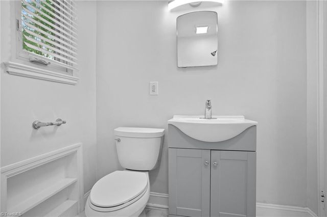 2523 Miller Park Circle C, Winston-salem, NC 27103