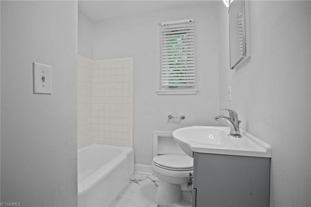 2523 Miller Park Circle C, Winston-salem, NC 27103