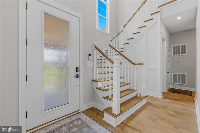 288 ELEGANT DR, Martinsburg, WV 25403
