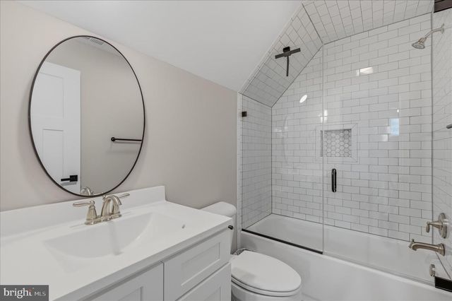 288 ELEGANT DR, Martinsburg, WV 25403