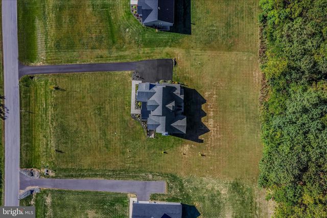 288 ELEGANT DR, Martinsburg, WV 25403