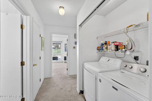 111 Civic Drive, Perrysburg, OH 43551