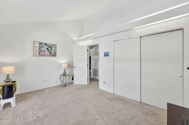 111 Civic Drive, Perrysburg, OH 43551