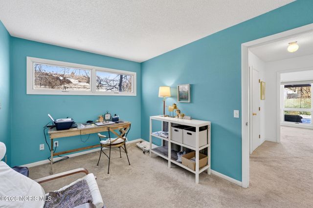 111 Civic Drive, Perrysburg, OH 43551