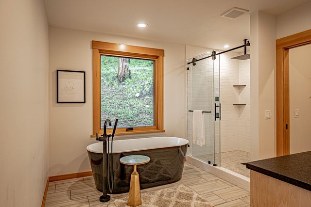 8612 OR-66, Ashland, OR 97520