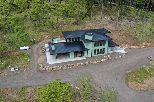 8612 OR-66, Ashland, OR 97520