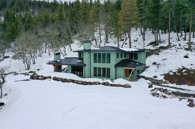 8612 OR-66, Ashland, OR 97520