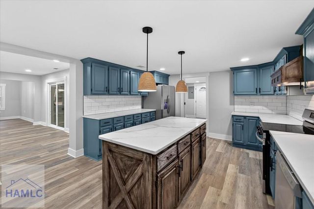 524 Old Waynesville Road, Jesup, GA 31546