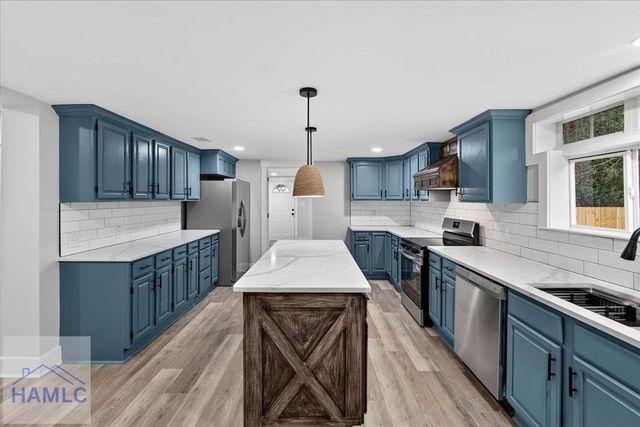 524 Old Waynesville Road, Jesup, GA 31546