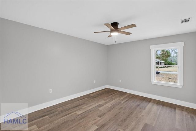 524 Old Waynesville Road, Jesup, GA 31546