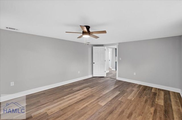 524 Old Waynesville Road, Jesup, GA 31546