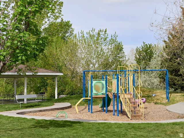 802 W SUGAR MAPLE CT, Payson, UT 84651